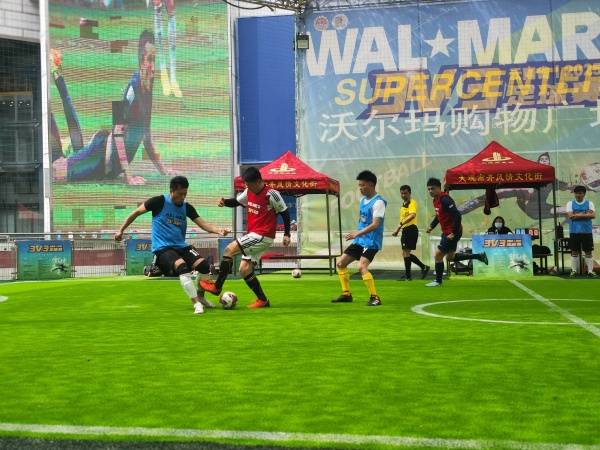 爱游戏官网网页版入口-观众们期待在足球比赛中看到哪些精彩瞬间？